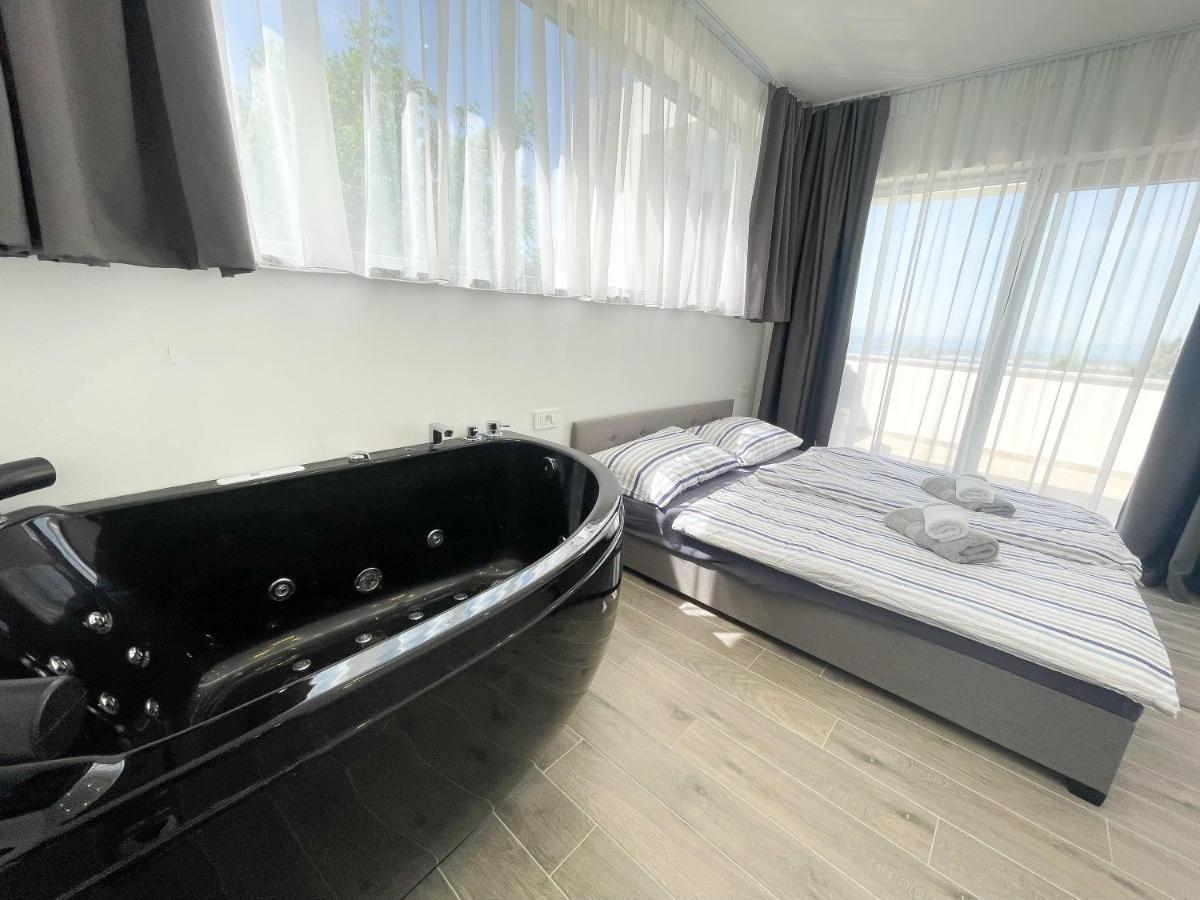 Villa Linda Crikvenica Eksteriør billede