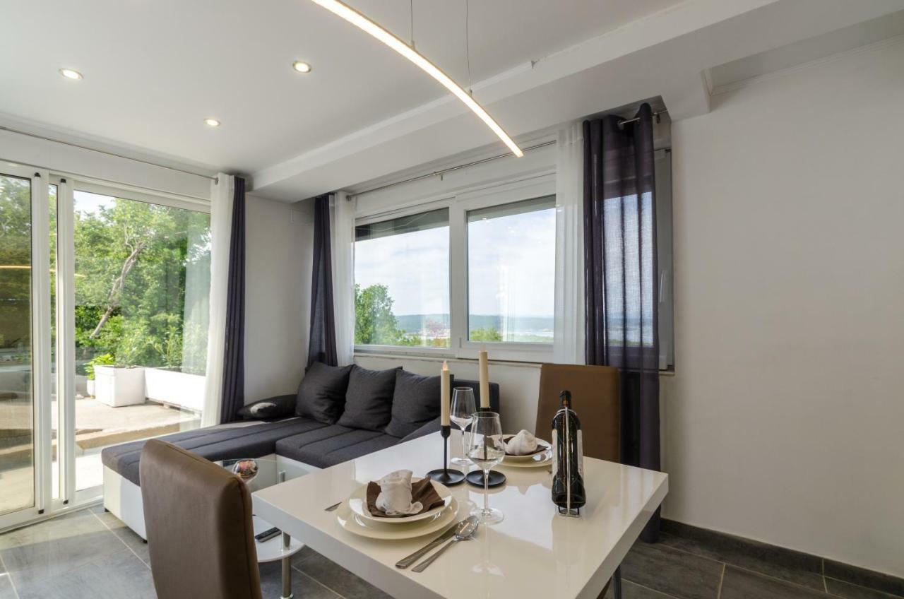 Villa Linda Crikvenica Eksteriør billede